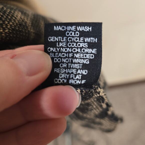 Women's Moon & Madison Cheetah Print Open Knit Sweater Cardigan | Size Large - Picture 12 of 12